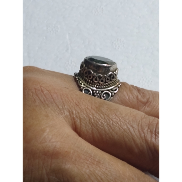 Sterling Silver Ring with Green Amethyst G… - Picture 3 of 5